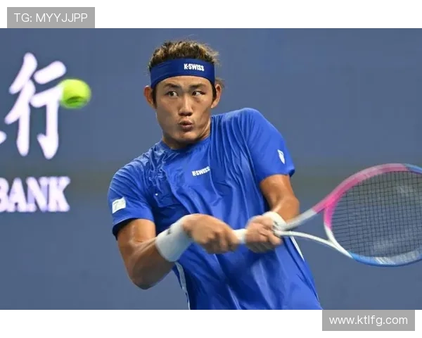 张之臻逆转取胜晋级巴黎大师赛展现中国网球新力量 张之臻逆转取胜晋级巴黎大师赛展现中国网球新力量