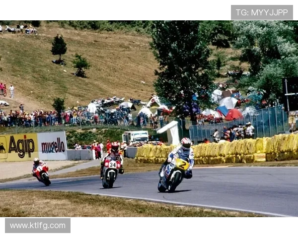 MotoGP赛季焦点再升级车手争冠形势骤变全场动态引发热议潮 MotoGP赛季焦点再升级车手争冠形势骤变全场动态引发热议潮