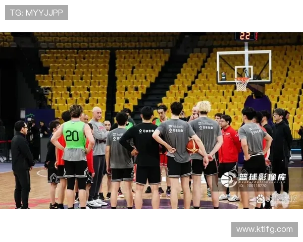 中国男篮迎战日本全力拼搏目标锁定亚洲杯四强资格 中国男篮迎战日本全力拼搏目标锁定亚洲杯四强资格