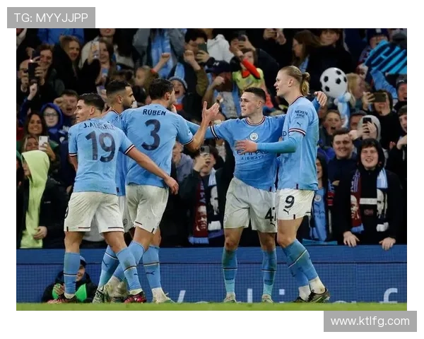 伯恩利足球俱乐部百年传承英格兰赛场的坚韧精神与复兴之路